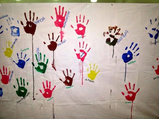 Children's hand paintings | SDIE